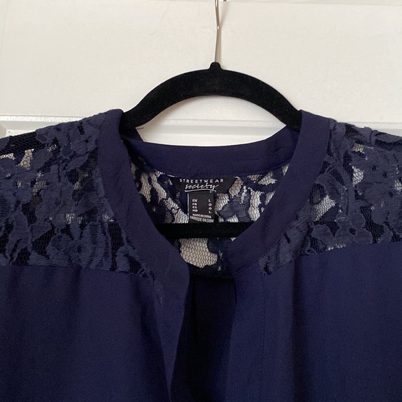 Navy blue lace blouse - Picture 2 of 3